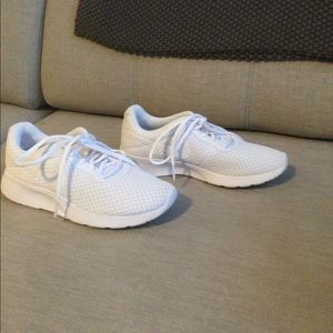 Nike running shoes 10/10 condition